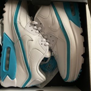 Nike air max 90 undefeated size 9.5